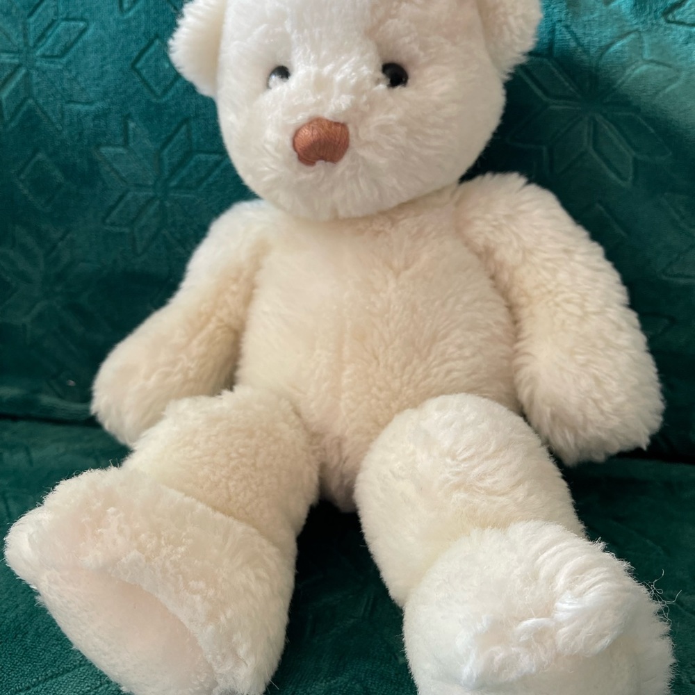 Vintage GUND Teddy Polar Bear White Year 1985 Made in Korea Size 15’’x 10’’
